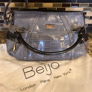 Beijo hand/shoulder bag